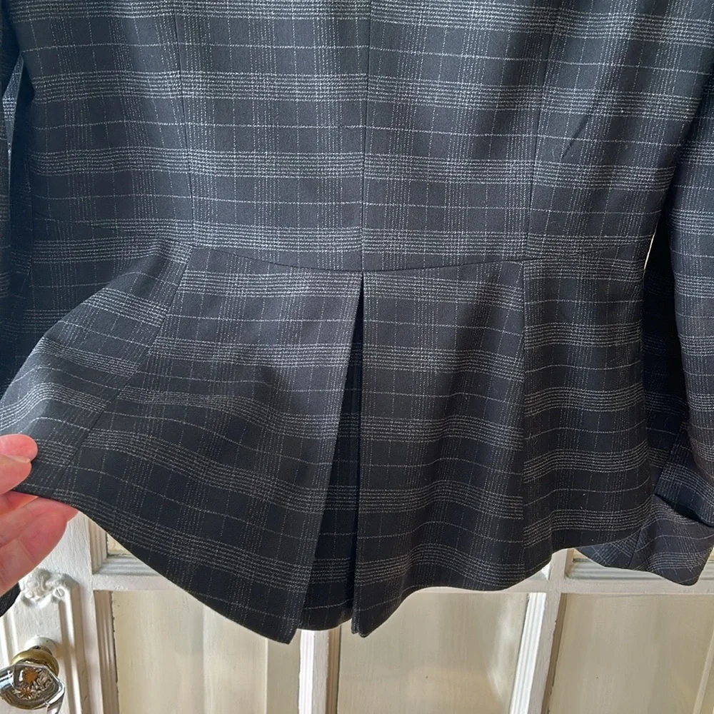Sandra Angellozzi blazer, timeless flattering cut, size EU 36 (US 6/8), black - Picture 9 of 9